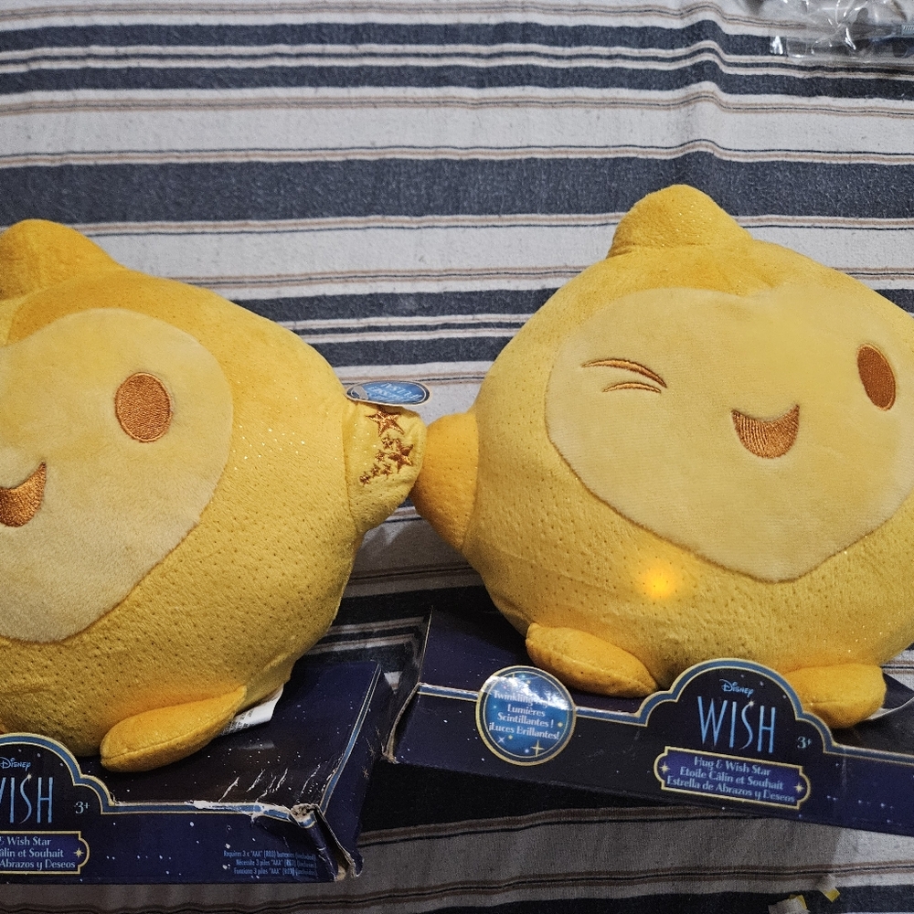 Yellow Plush Pillow Set